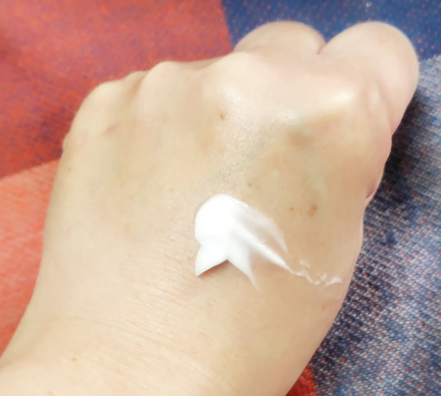 ノルウェー フォーミュラ インテンスリペア ボディ エマルジョン/Neutrogena/ボディローションを使ったクチコミ（2枚目）