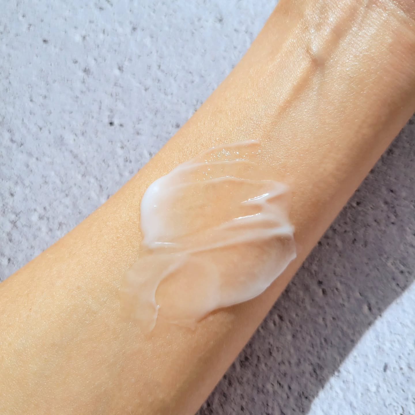 セラミドアトローション/ILLIYOON/ボディローションを使ったクチコミ（3枚目）