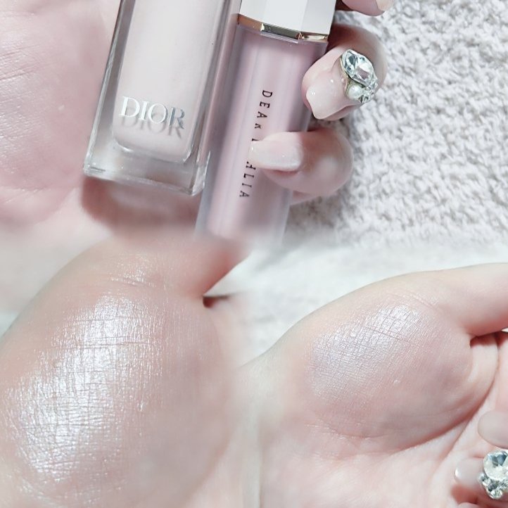 ディオールスキン フォーエヴァー グロウ マキシマイザー/Dior/ハイライトを使ったクチコミ（3枚目）