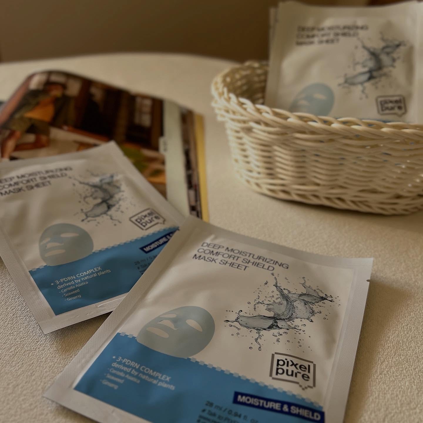 pixelpure ディープモイスチャーライジングコンポートシールドマスクシートのクチコミ「

柔らかな純綿生地にエッセンスをたっぷりのマスクシート

PIXELPUREは従来の動物由来.....」（1枚目）