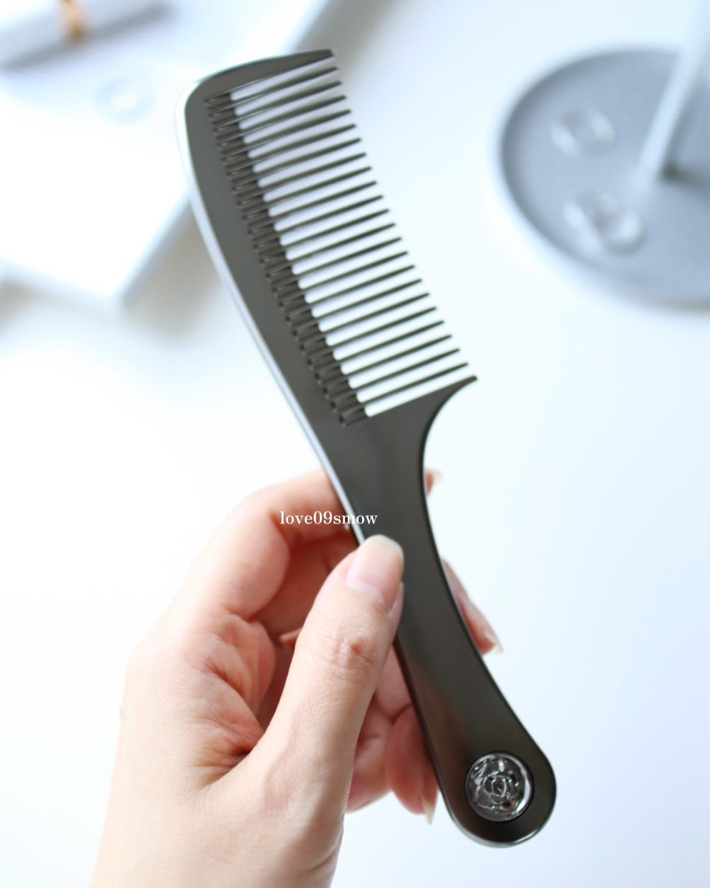 プラチナローズコーム/LumiKA+/ヘアコームを使ったクチコミ(4枚目)