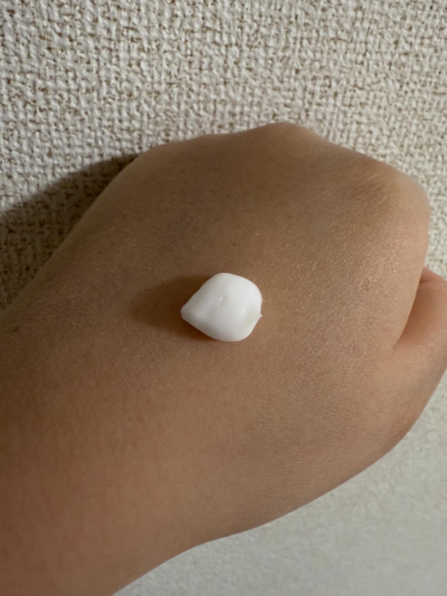 ノルウェー フォーミュラ インテンスリペア ボディ エマルジョン/Neutrogena/ボディローションを使ったクチコミ（3枚目）