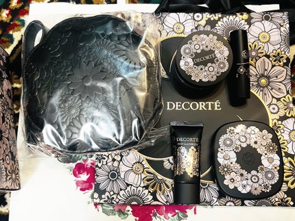 エターナル ブルーム コレクション/DECORTÉ/メイクアップキットを使ったクチコミ(2枚目)