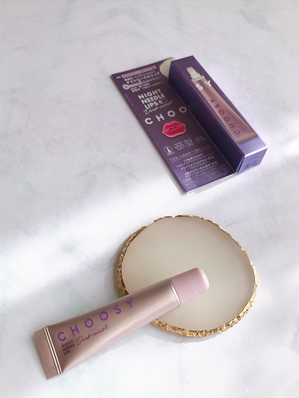 提供元　株式会社サンスマイル様

CHOOSY
ナイトニードルリップ　ディープモイスト
15g・1,870円

こちらのアイテムは2025年11月14日(金) 全国のバラエティショップ※、CHOOSY公式オンラインストアにて先行発売されるそ