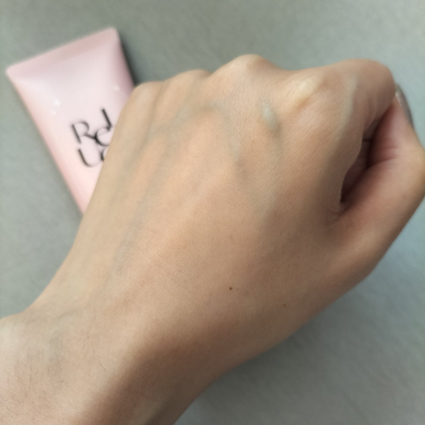 パフュームハンドクリーム シャイニーフリージア/ReLUCE/ハンドクリームを使ったクチコミ(3枚目)