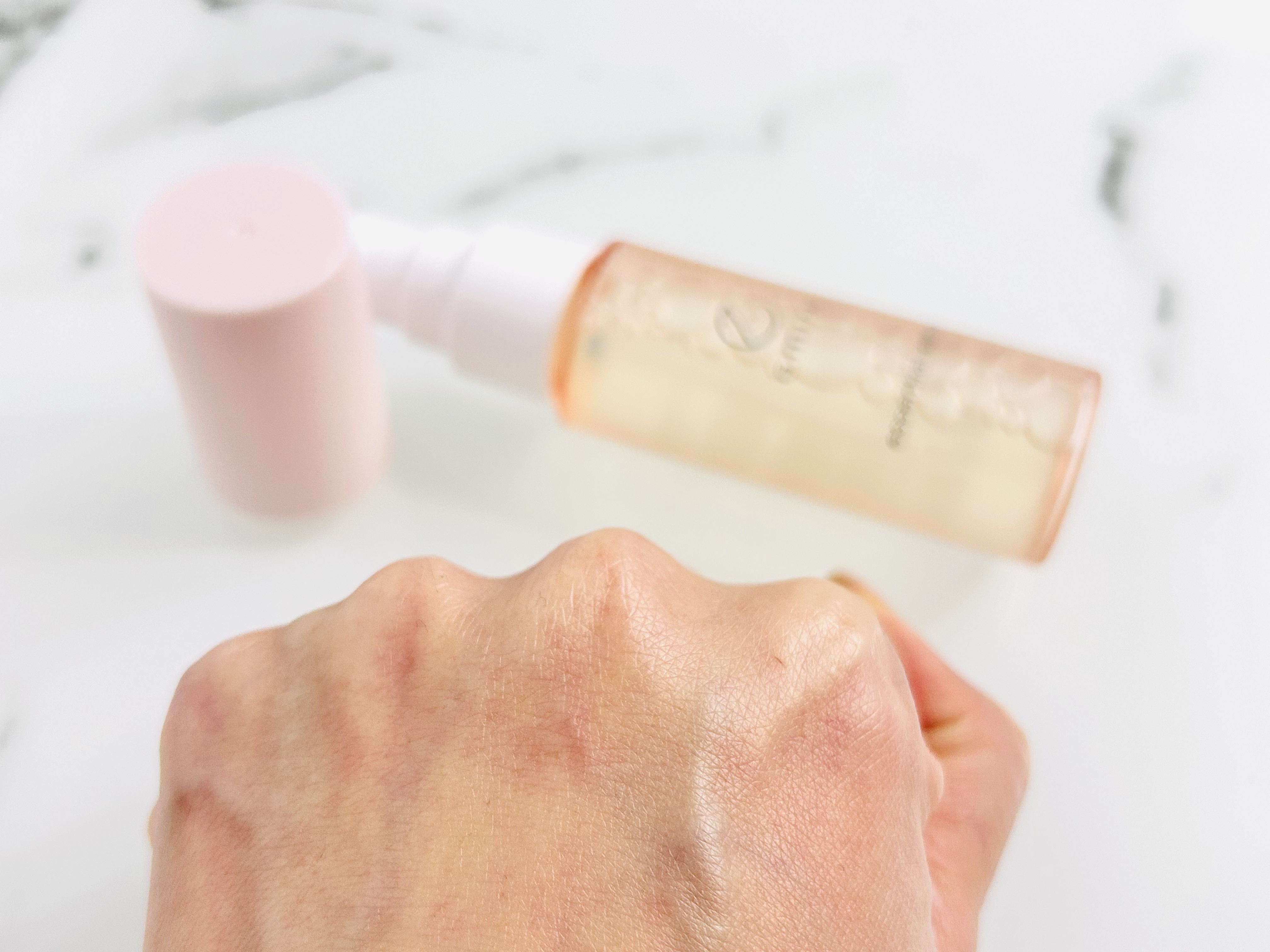 エッセンシャルセラム/emiru/美容液を使ったクチコミ（3枚目）