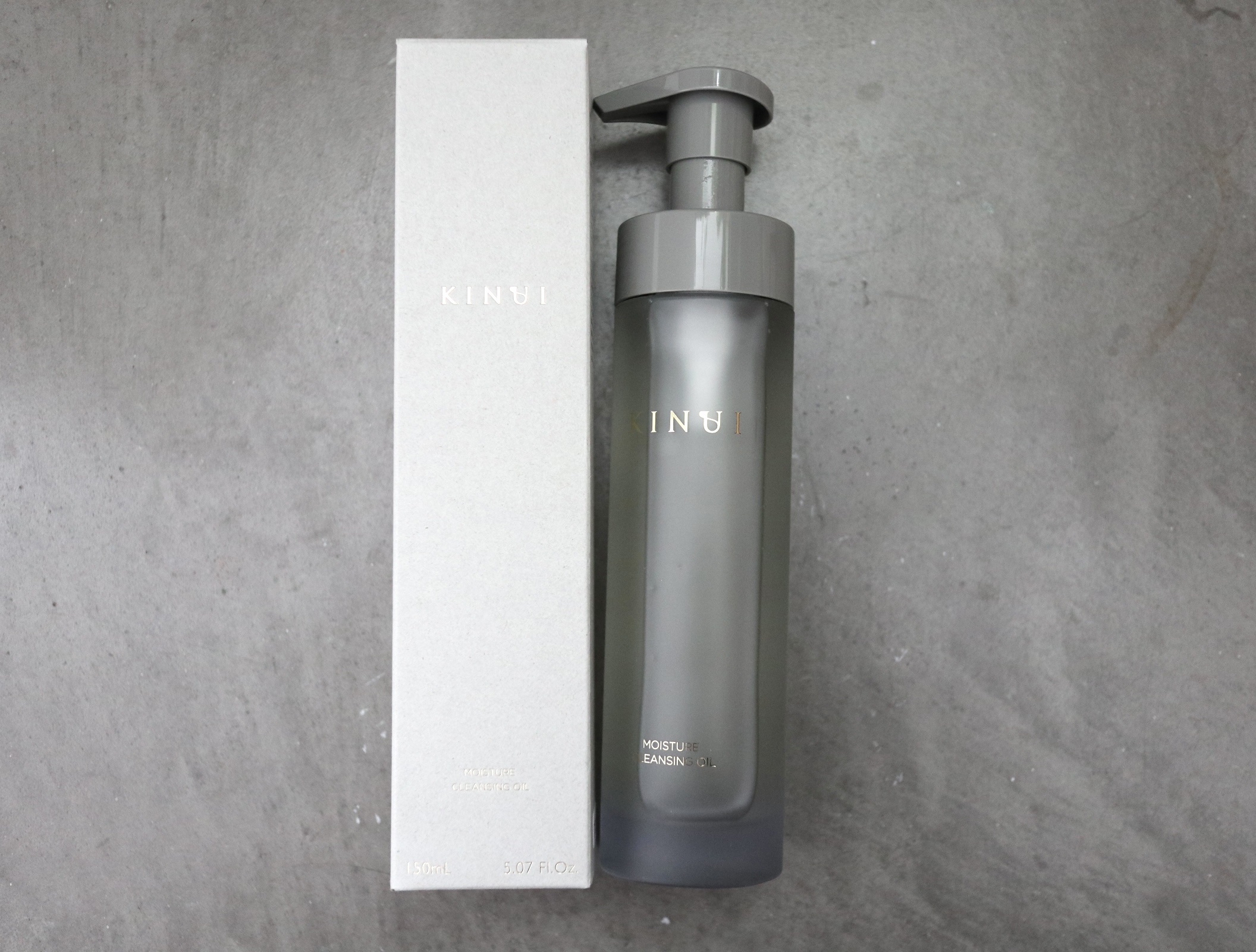 KINUI KINUI モイスチャークレンジングオイルのクチコミ「
普段はミルクタイプ派でオイルは控えていましたが、アイメイクや毛穴汚れが気になって購入。  
.....」（2枚目）