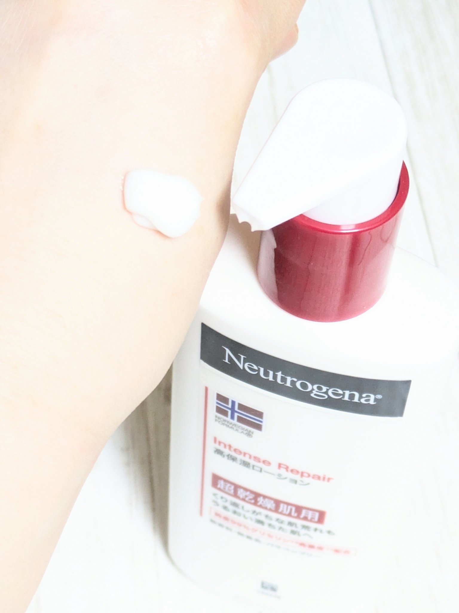 ノルウェー フォーミュラ インテンスリペア ボディ エマルジョン/Neutrogena/ボディローションを使ったクチコミ（2枚目）