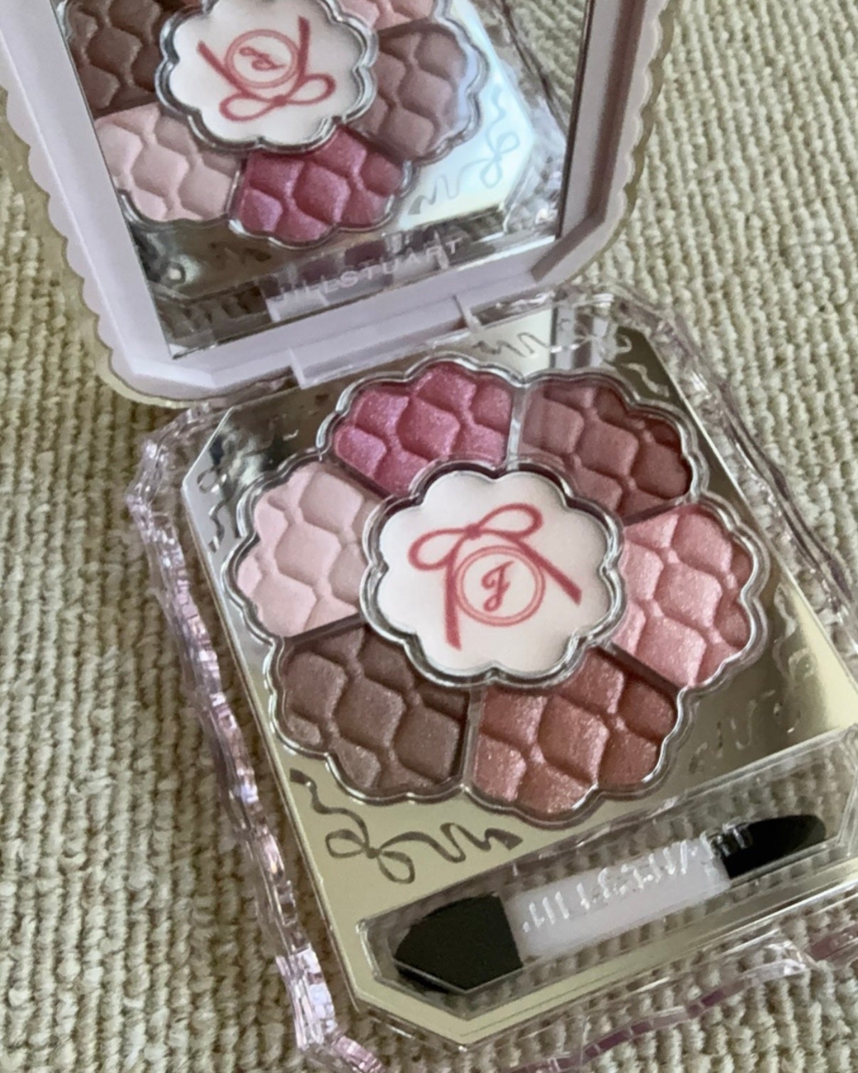 ジルスチュアート リボンファッションショー コレクション/JILL STUART/メイクアップキットを使ったクチコミ(2枚目)