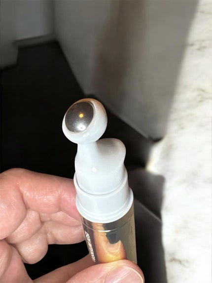 インテンシブリフティングアンプルスティック/ISOI/アイケア・アイクリームを使ったクチコミ(4枚目)