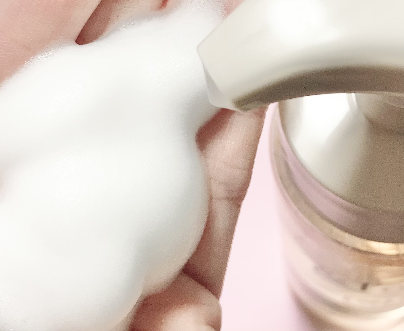 アンドフェム フェムケア泡ソープ/＆fem/デリケートゾーンケアを使ったクチコミ（3枚目）