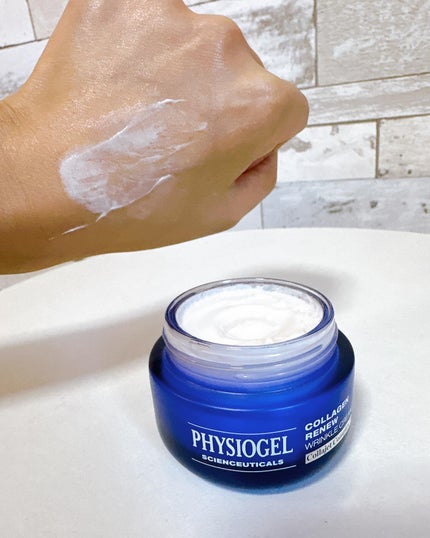 あいフォロバ100% on LIPS 「・目立つシワの特化クリームで、深いほうれい線&首のシワを一気に..」(3枚目)