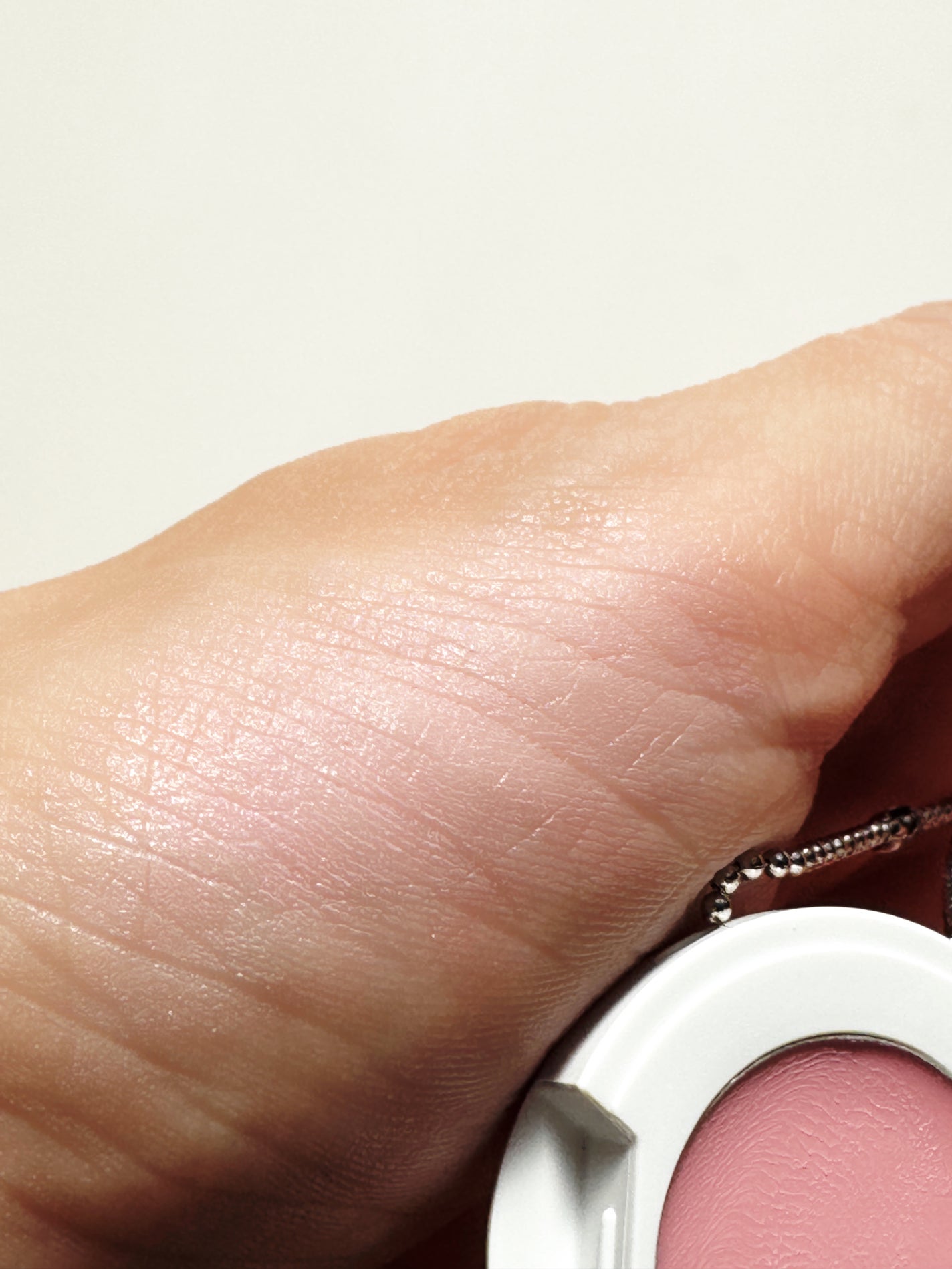 ヌードパーフェクションスキンフィットクッション/VIDIVICI/クッションファンデーションを使ったクチコミ(2枚目)