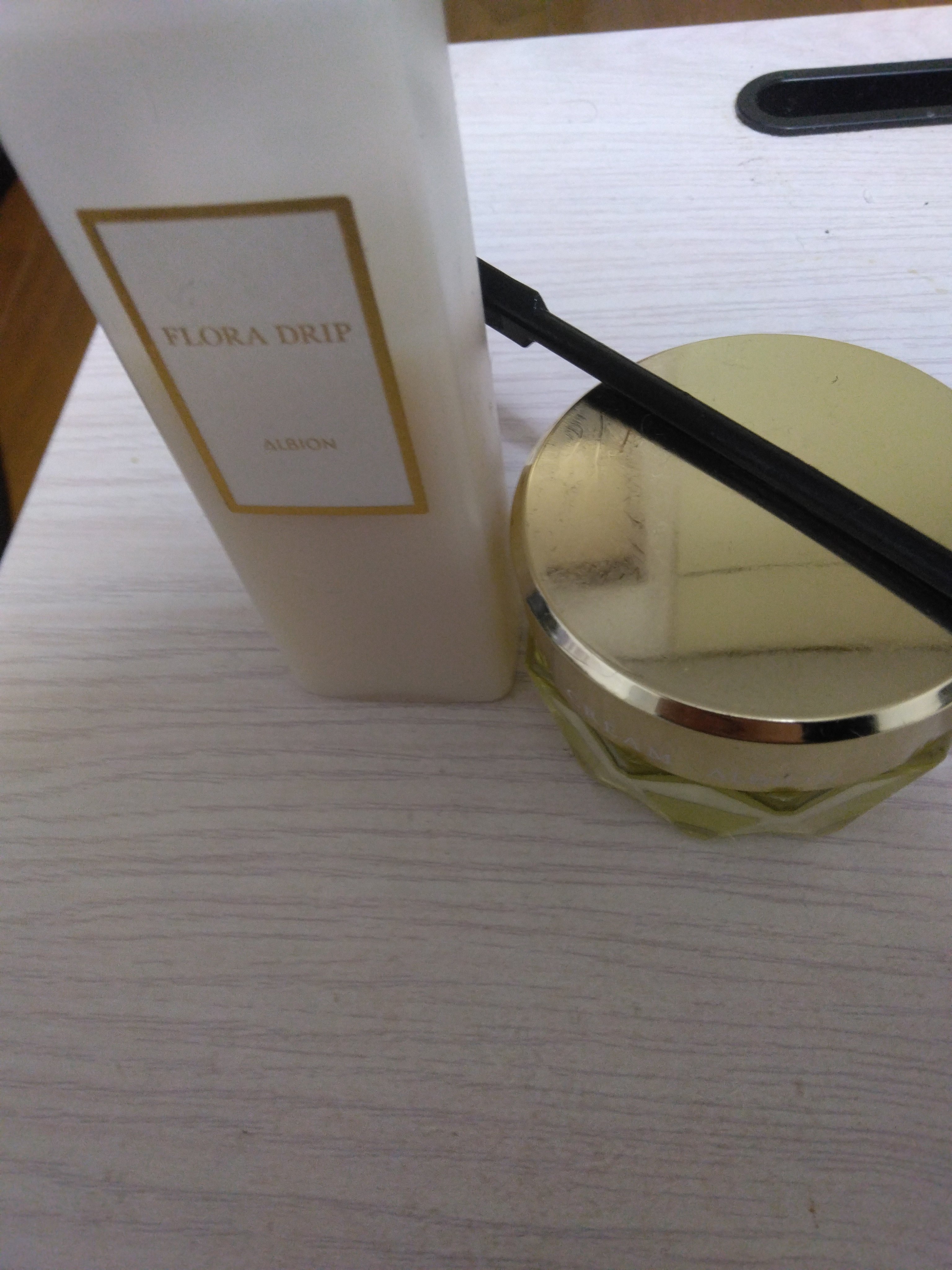 イグニス モイスト エフフォーリアクレンジングクリーム/IGNIS/クレンジングクリームを使ったクチコミ（2枚目）