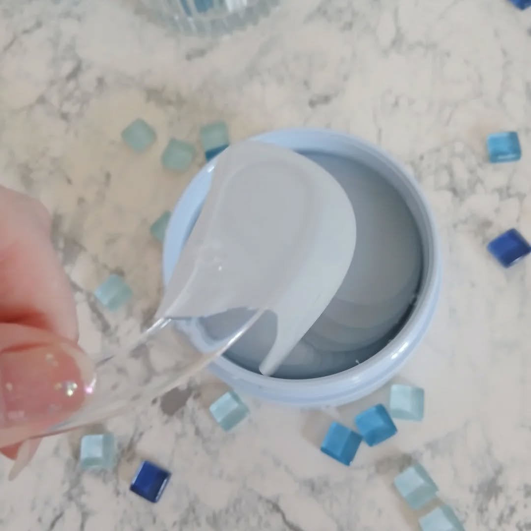 フラミンゴ🦩 on LIPS 「・・Terez&Honorカフェイン&ヒアルロン酸アイジェルパ..」(3枚目)