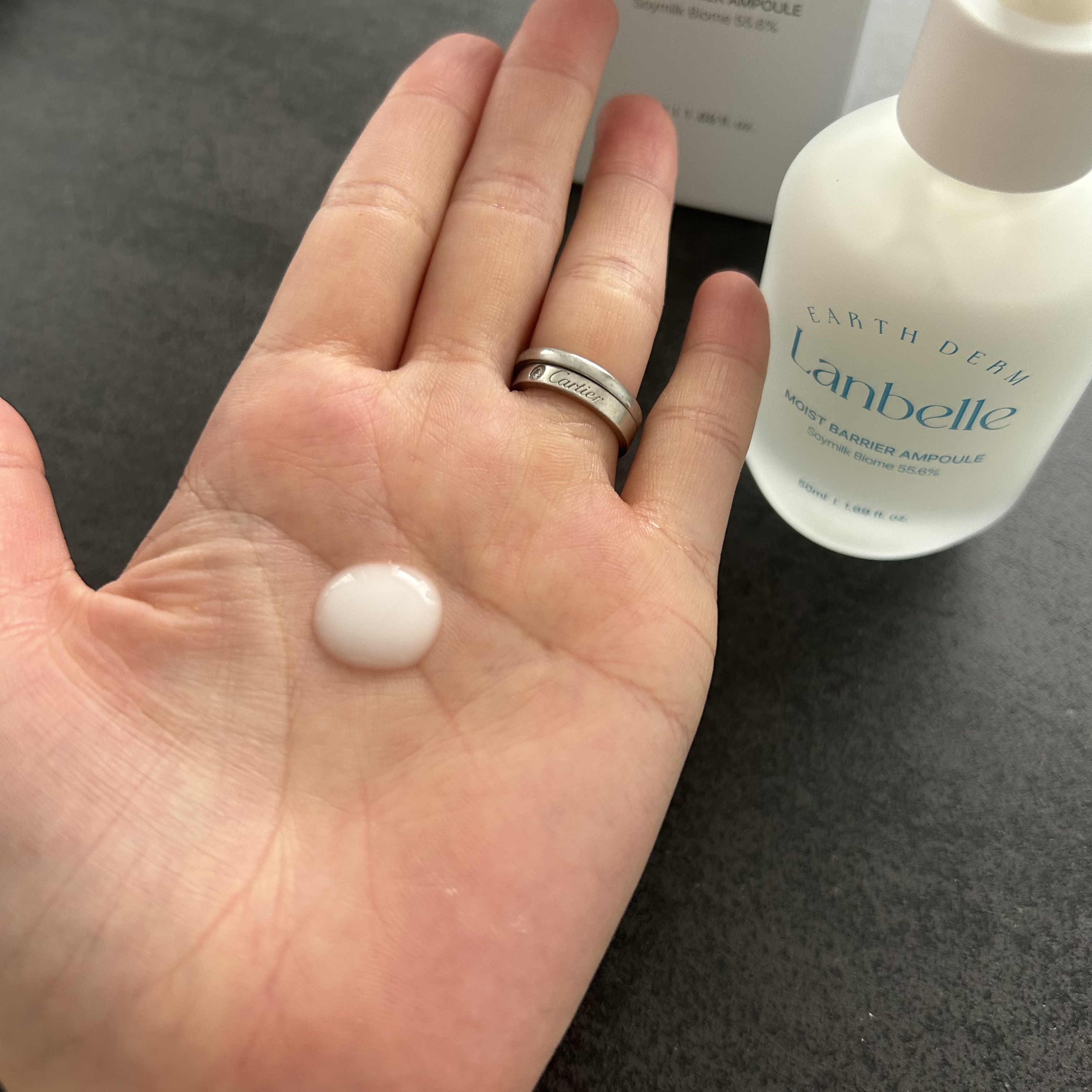 モイストバリアアンプル/LANBELLE/美容液を使ったクチコミ（3枚目）