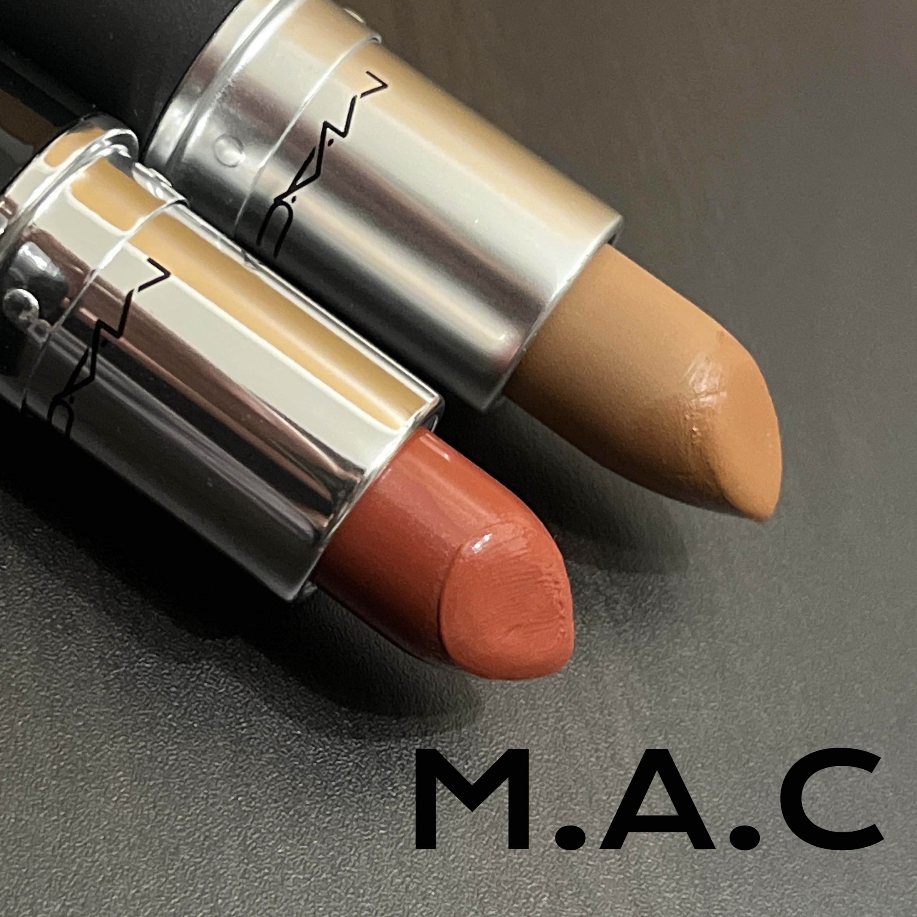 パウダーキス リップスティック/M・A・C/口紅を使ったクチコミ（1枚目）