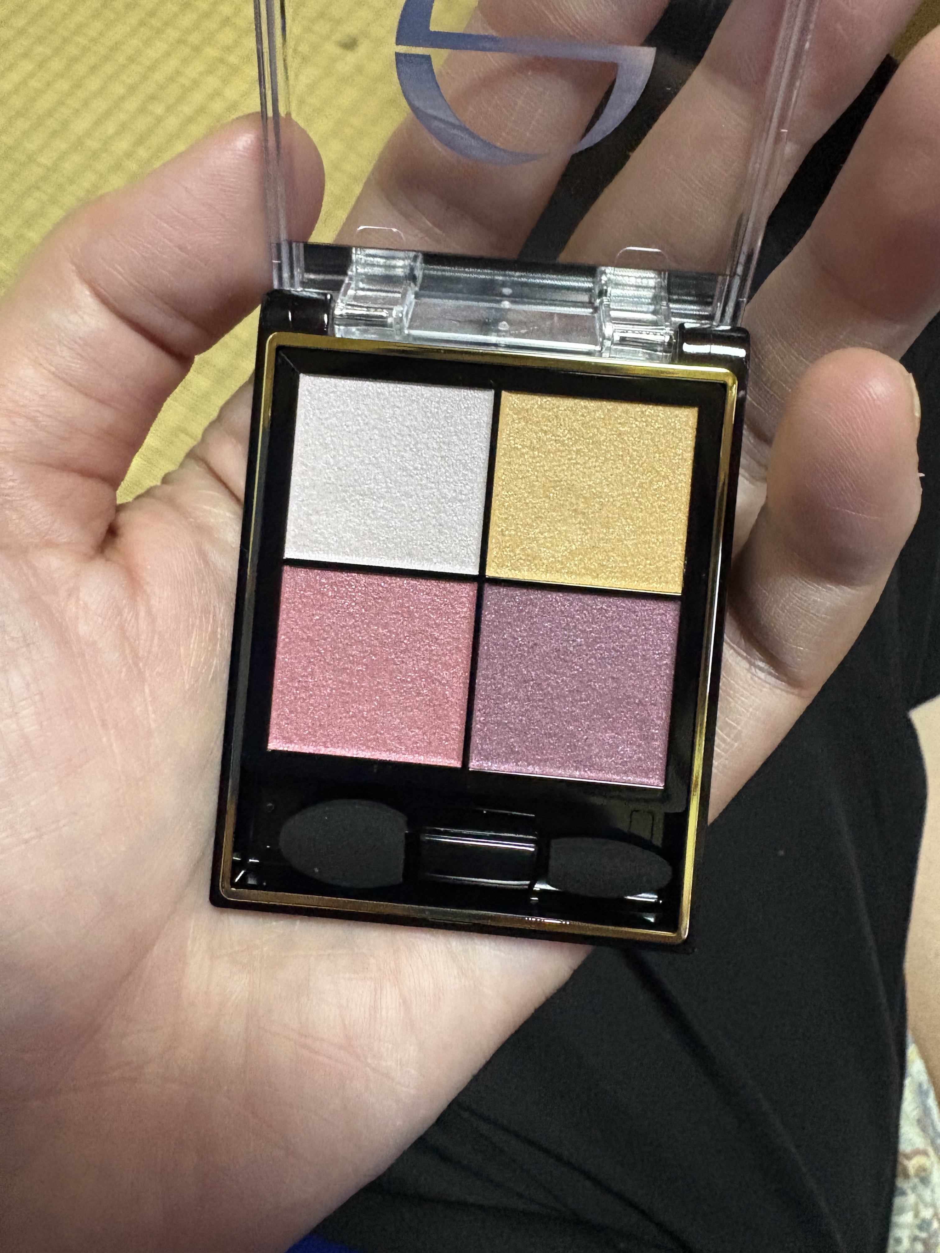 リアルクローズシャドウ/excel/アイシャドウパレットを使ったクチコミ（1枚目）