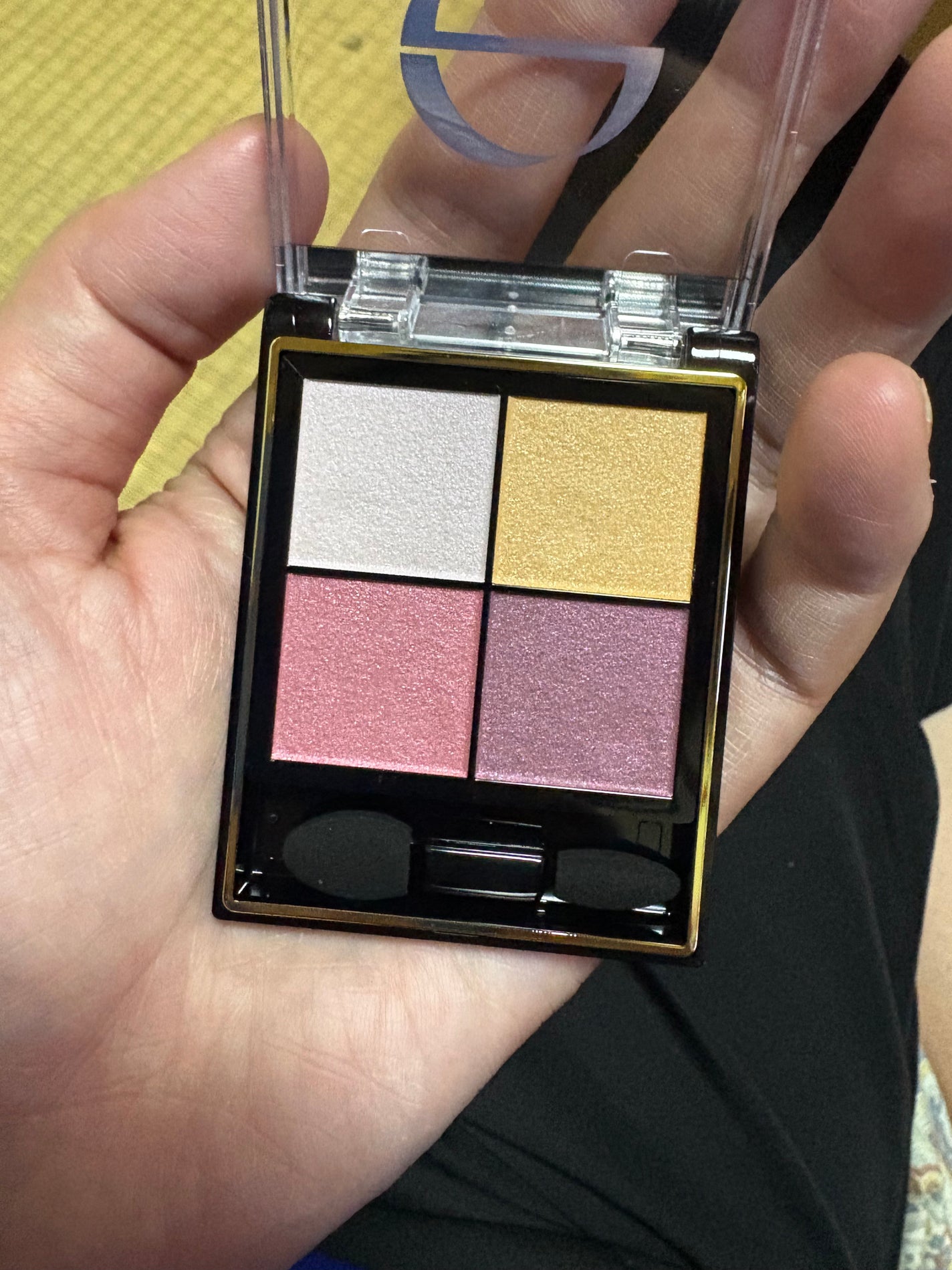 リアルクローズシャドウ/excel/アイシャドウパレットを使ったクチコミ(1枚目)