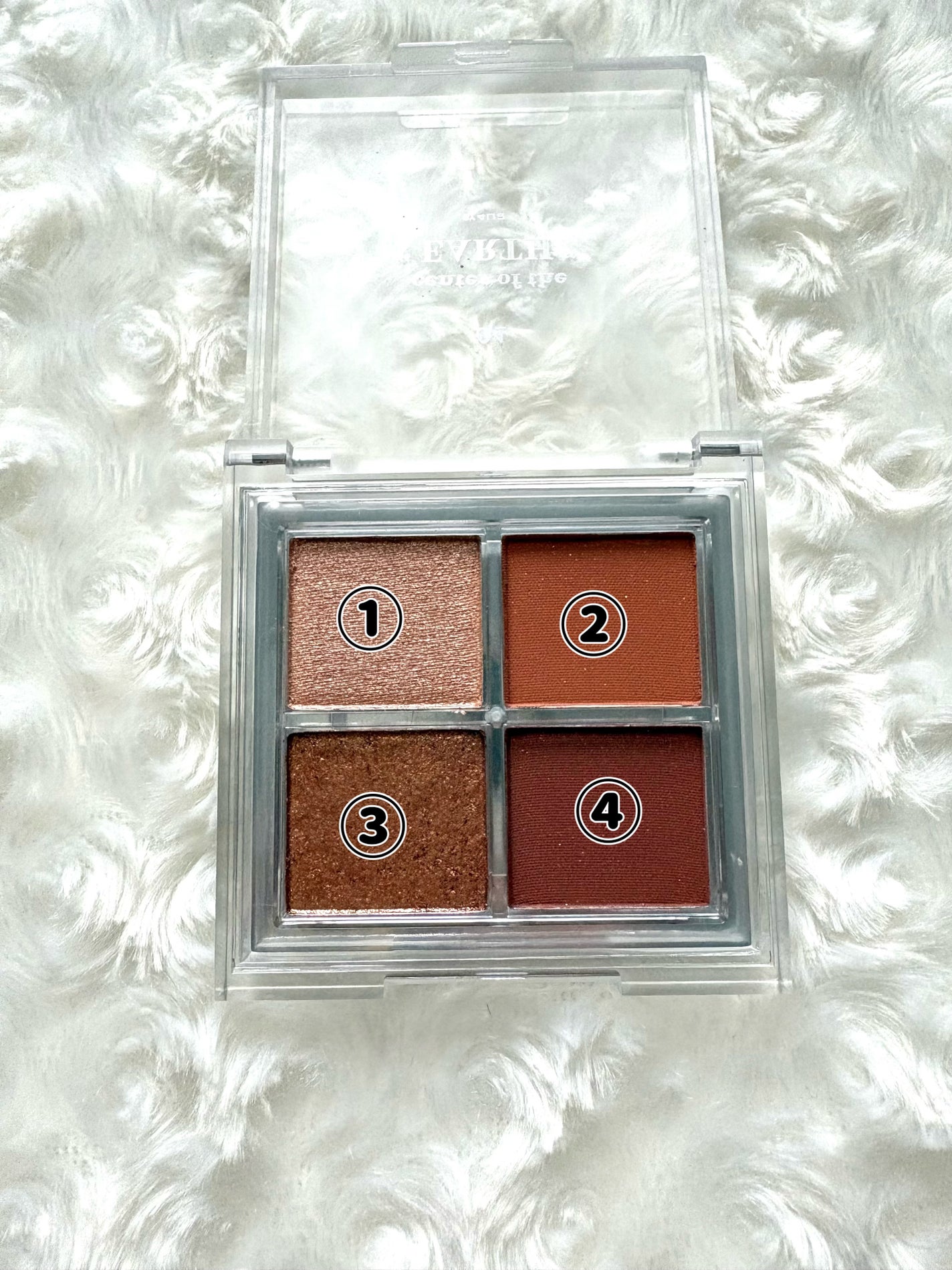 アイシャドウパレット/4U2/アイシャドウパレットを使ったクチコミ(3枚目)