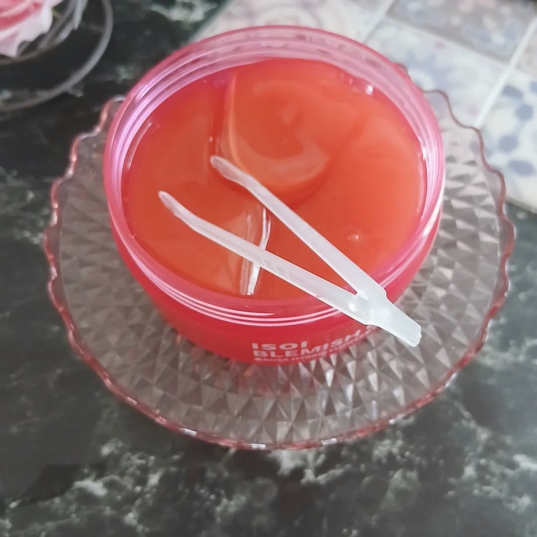 マーメイド🩷 on LIPS 「・・ISOI・アイソイ目元集中ケアアイゲルパッチ(90枚)目元..」(2枚目)