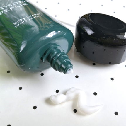 リポソームリペア ミルキークリーム/shaishaishai/フェイスクリームを使ったクチコミ(4枚目)