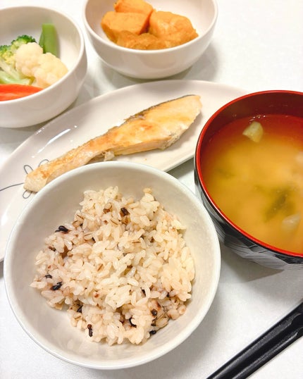 ð¥ð¢ð¬ð.ðððð çŸå®¹ã©ã€ã¿ãŒ on LIPS ãðœïžé£åã«ãããããšæ é€ãïŒâšð¥éè³ã®äžè³âšææ«ã«Amazon..ãïŒ3æç®ïŒ