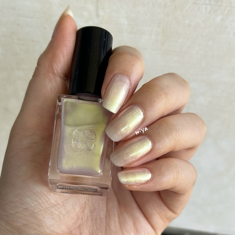 エレガンス ラズル エナメルラッカー/エレガンス ラズル /マニキュアを使ったクチコミ（2枚目）