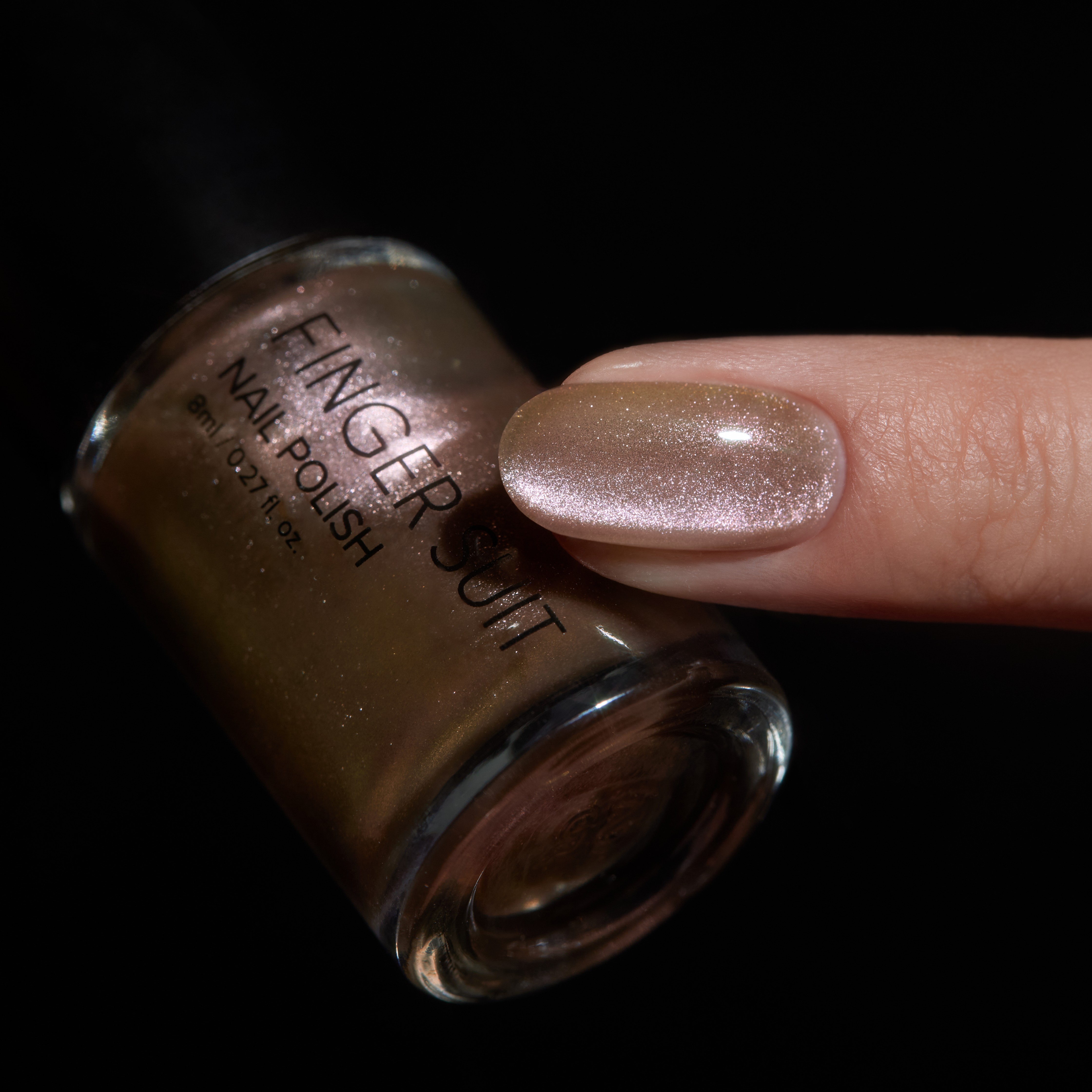  FINGER SUIT 「水光マグネットポリッシュ」がオフライン販売を開始！の画像