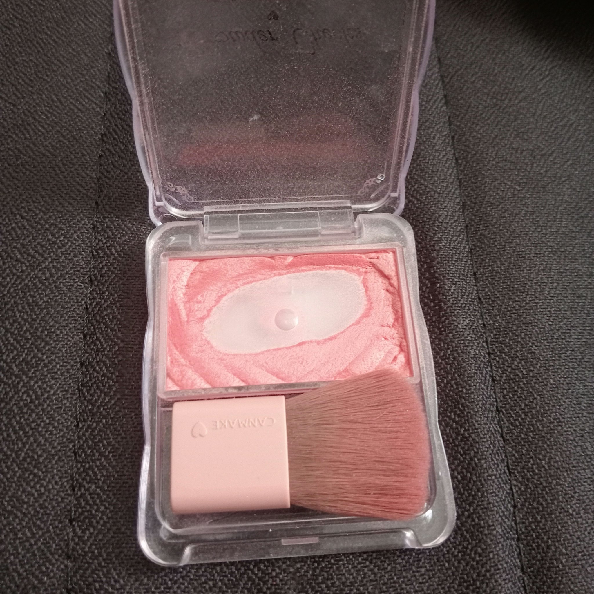 ディオールスキン フォーエヴァー グロウ ルミナイザー 04 ピンク ストロボ/Dior/ハイライトを使ったクチコミ（2枚目）