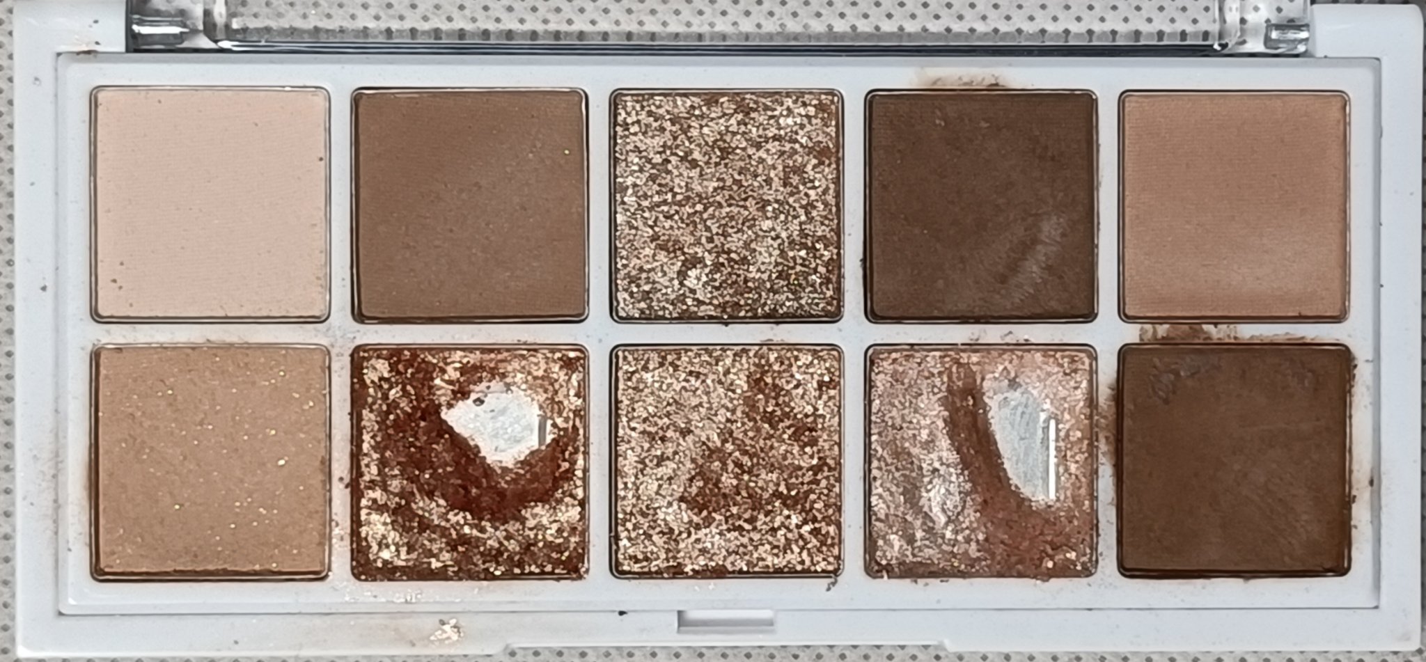 カラーバースト ラッカー バーム 05 アンジェニュー/REVLON/口紅を使ったクチコミ（3枚目）