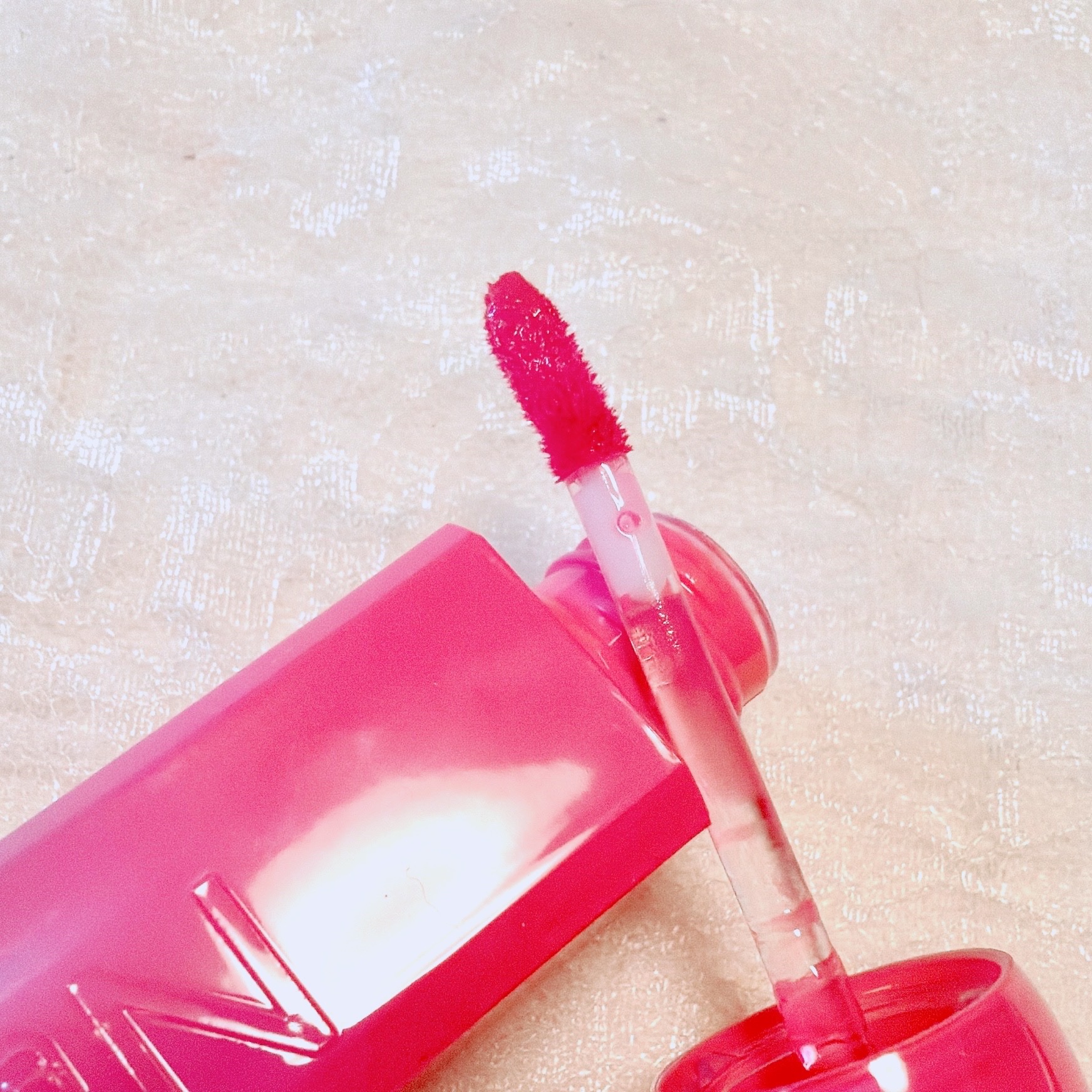 グレイズバウンシングティント 06 Berry Shower/2aN/リップティントを使ったクチコミ（2枚目）