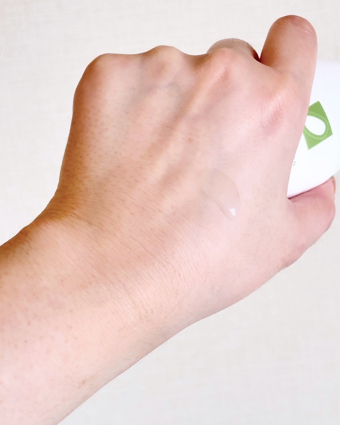 UVミルクローション/絹生活研究所/日焼け止めローションを使ったクチコミ(4枚目)