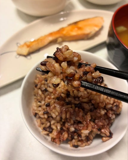 ð¥ð¢ð¬ð.ðððð çŸå®¹ã©ã€ã¿ãŒ on LIPS ãðœïžé£åã«ãããããšæ é€ãïŒâšð¥éè³ã®äžè³âšææ«ã«Amazon..ãïŒ8æç®ïŒ