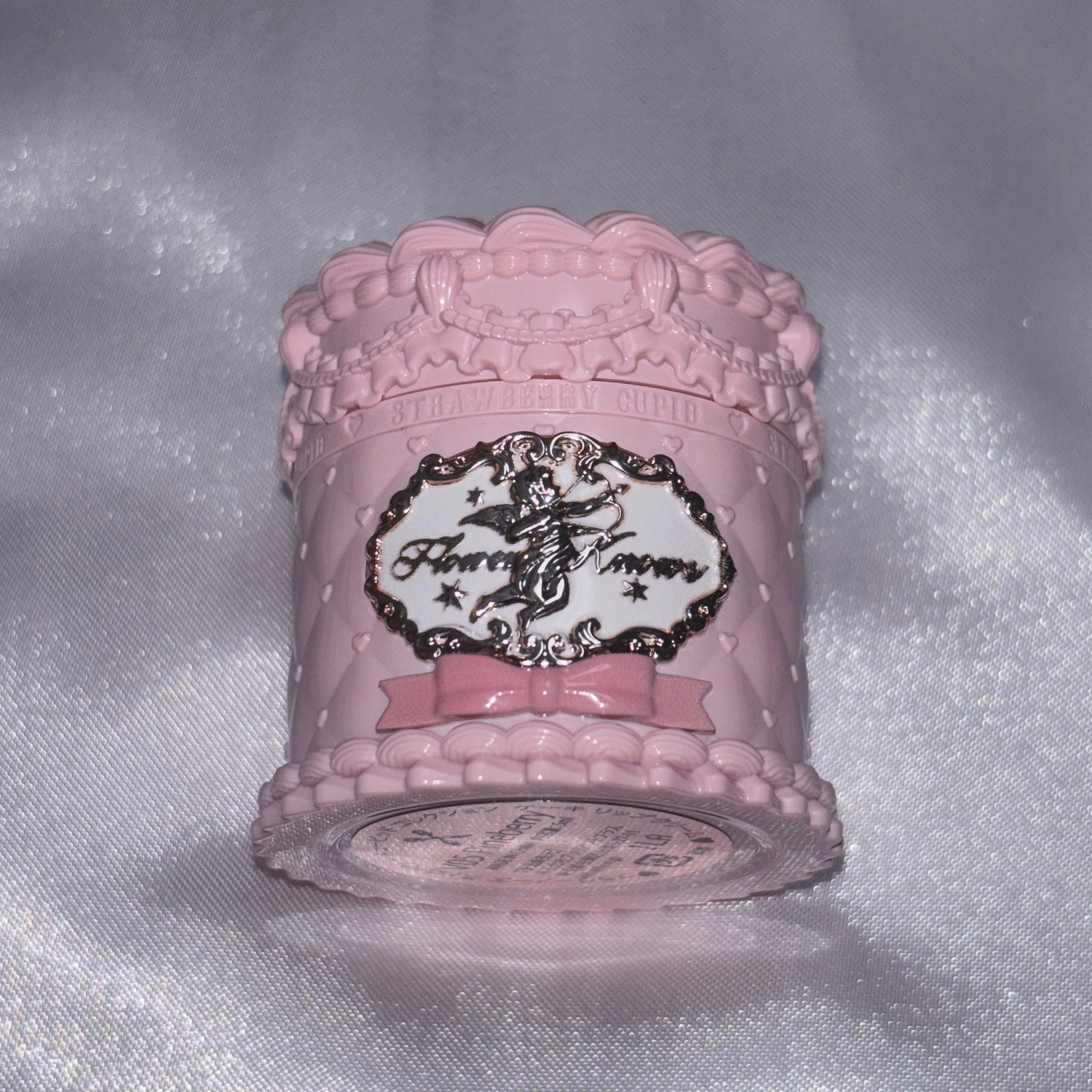 ストロベリーキューピッドコレクション ケーキリップクリーム V05 Pineberry/FlowerKnows/口紅を使ったクチコミ（3枚目）