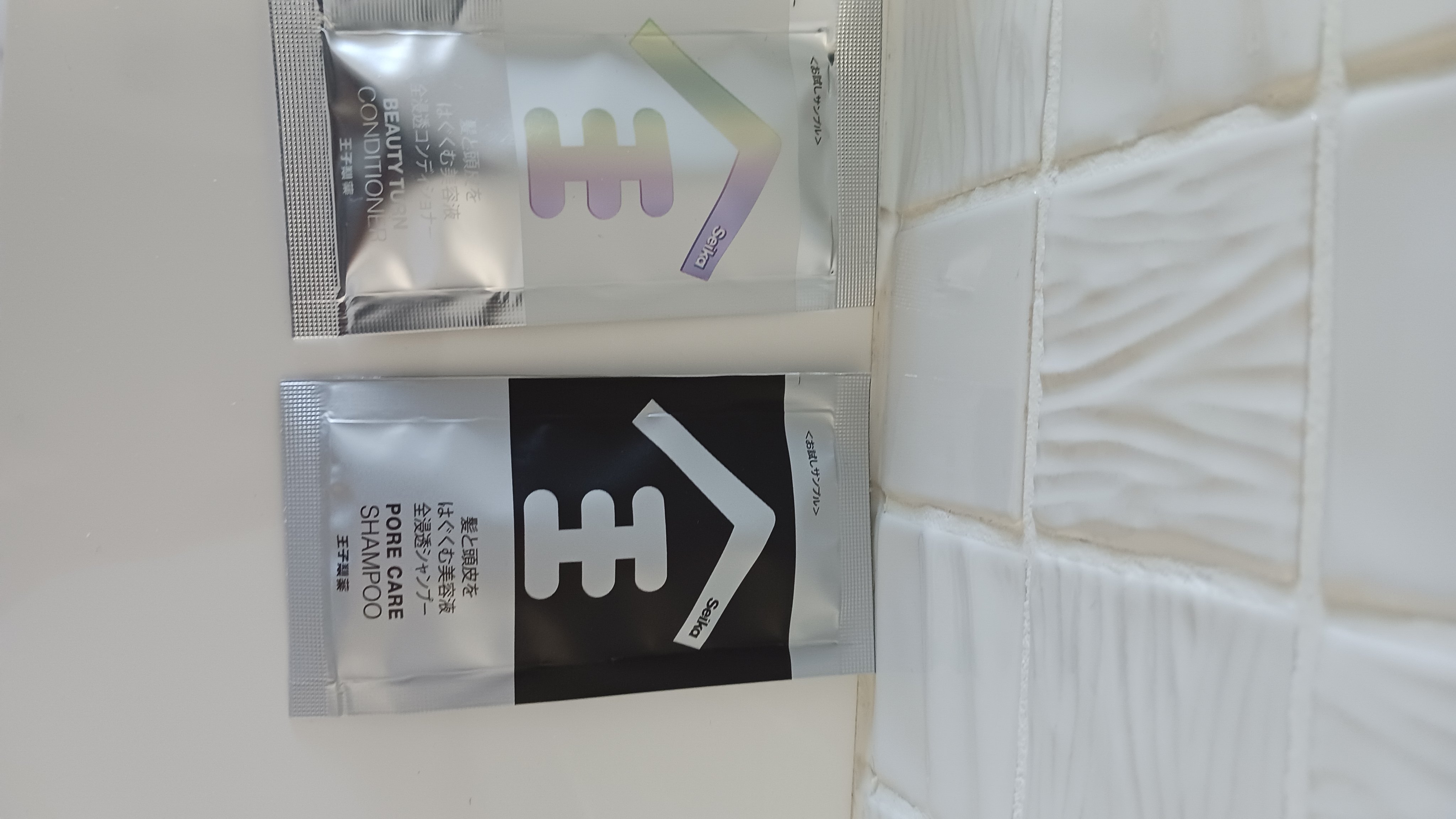 【王子製薬】
Seika 全 シャンプー

サンプル使用です。

香りが独自でびっくりしました。

匂いが苦手でした。

でも、使用感は好きです!

サラサラでしっとりしすぎず、細髪さんにはあうんではないでしょうか。