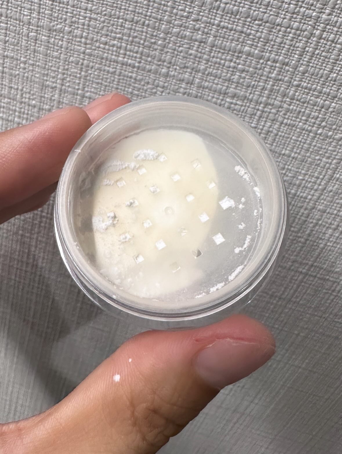 トランスルーセントセットフィニッシングパウダー/TFIT/ルースパウダーを使ったクチコミ(3枚目)