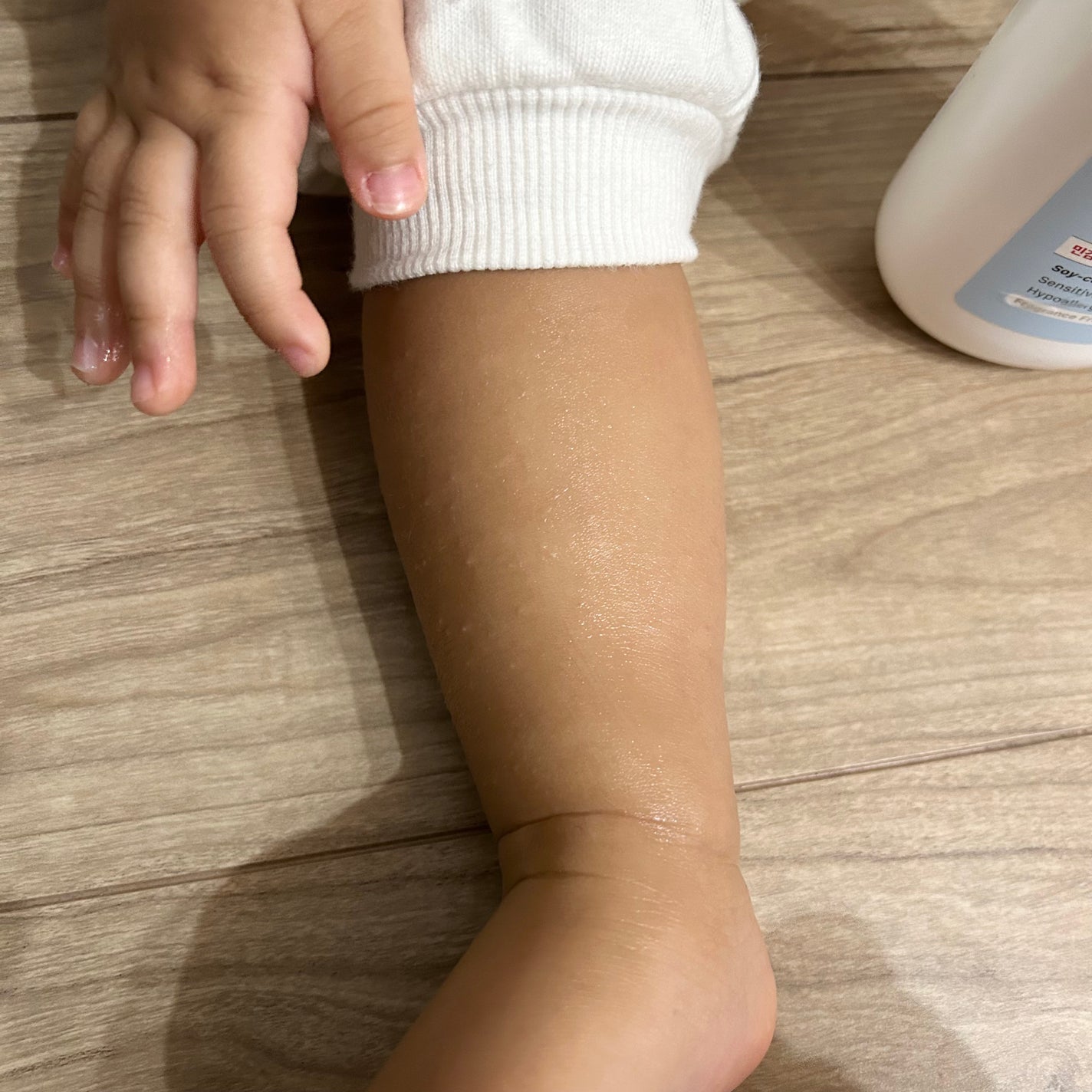 セラミドアトローション/ILLIYOON/ボディローションを使ったクチコミ(4枚目)