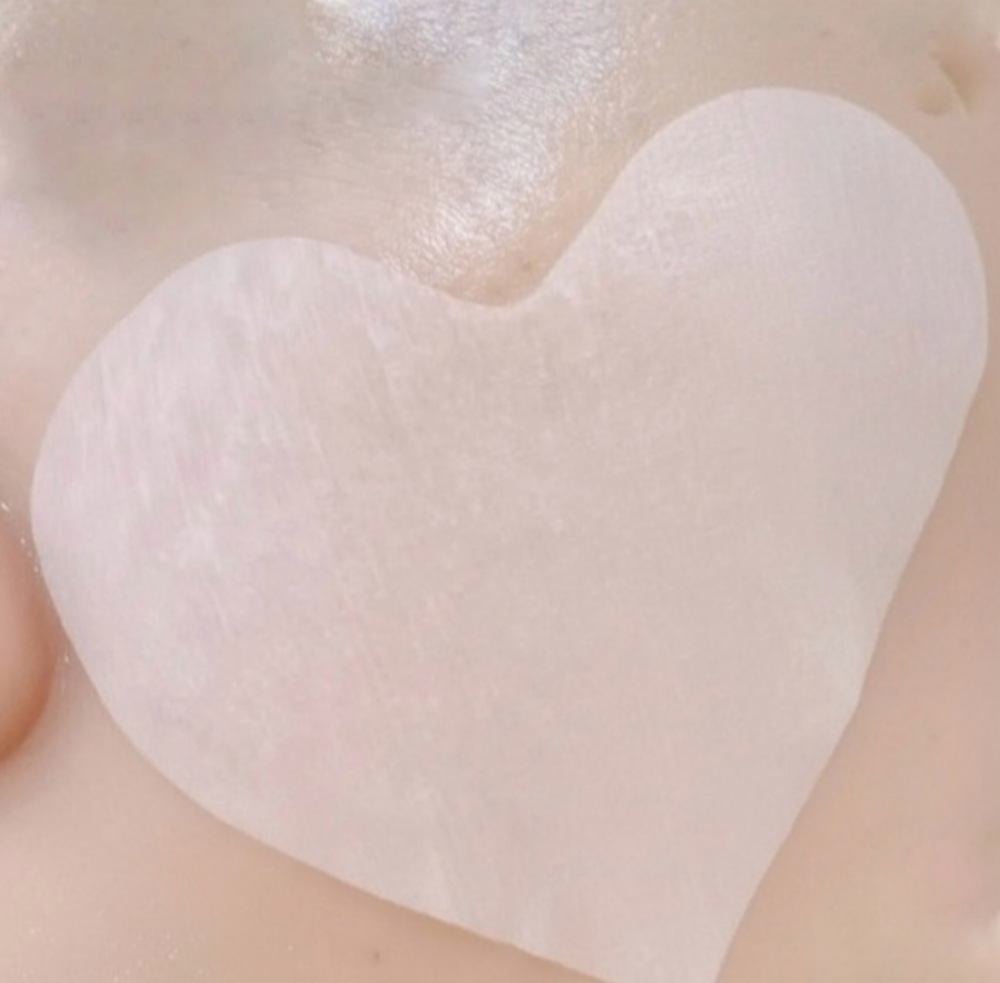 rith♡LIPSパートナー on LIPS 「FLARUNEモイストハートマスクこれは可愛いくて、あんまり効..」(3枚目)