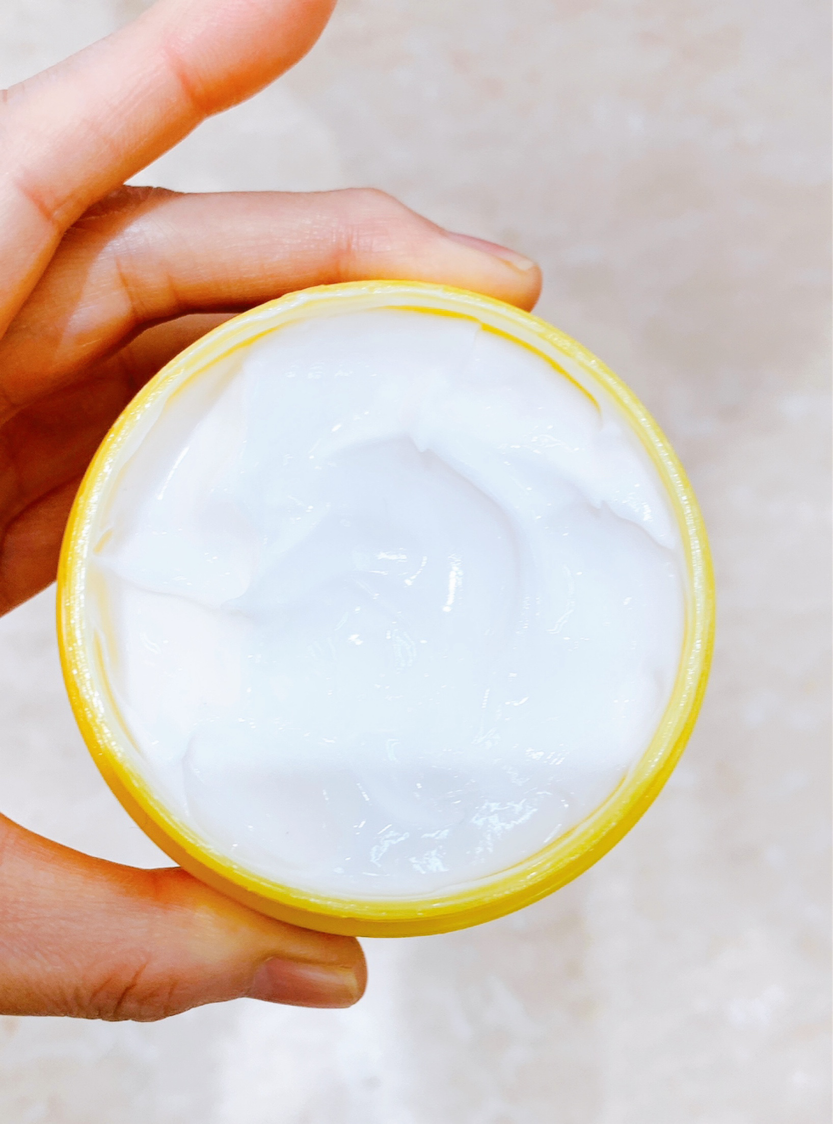 越冬クリームｎ/ビーハニー/ボディクリームを使ったクチコミ（2枚目）