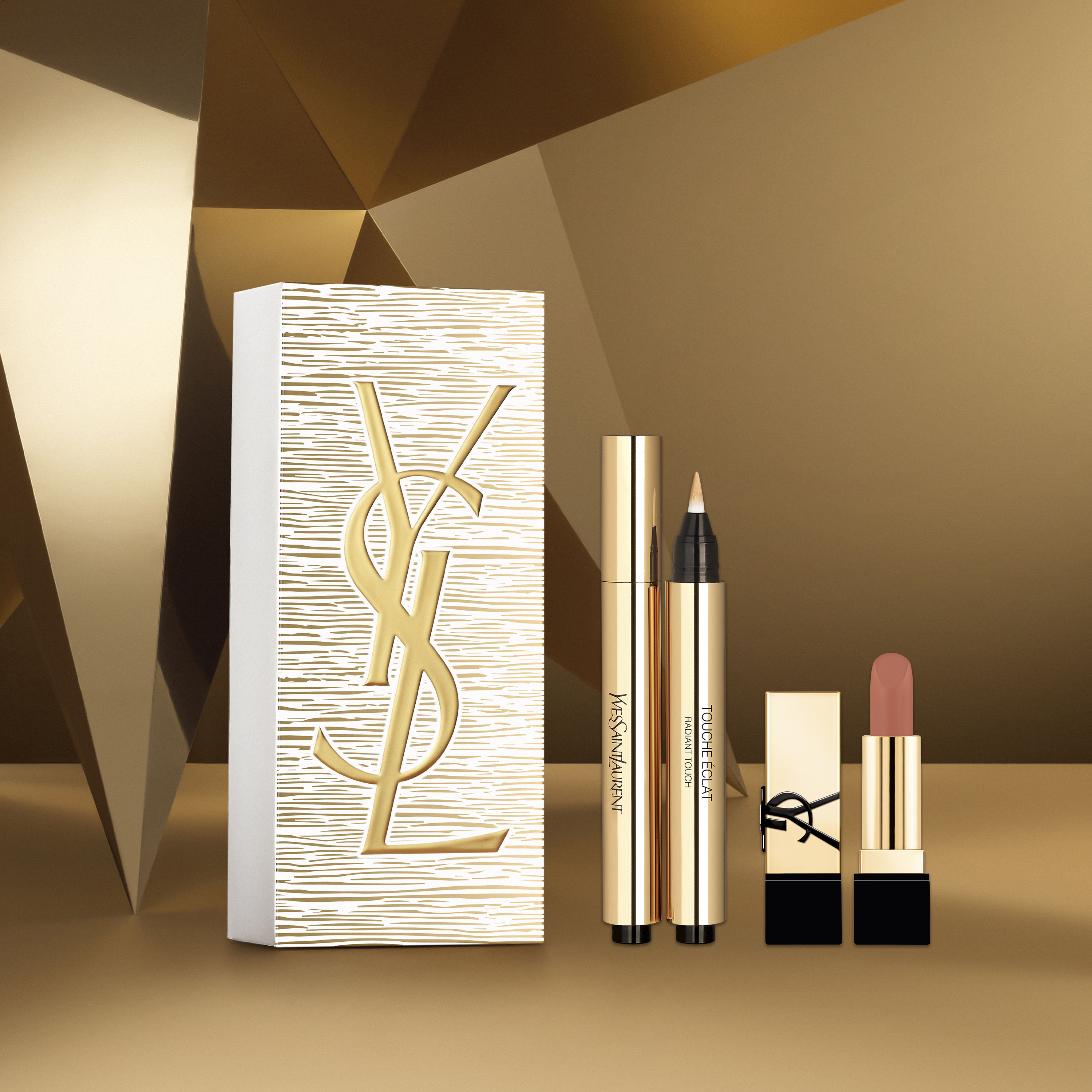 YSL メイクアップセット/YVES SAINT LAURENT BEAUTE/口紅を使ったクチコミ（3枚目）