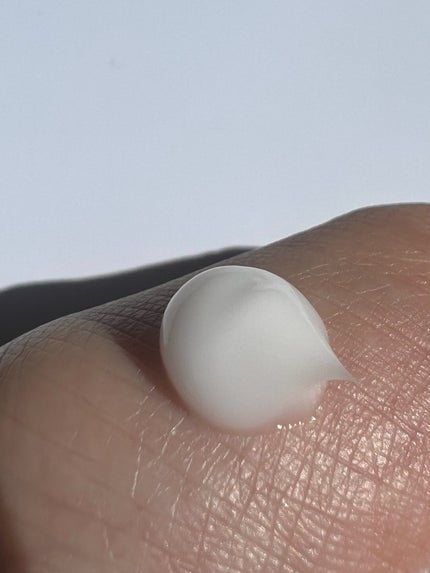 キューミースウィートボムホワイトクリーム/AGARISM/ボディクリームを使ったクチコミ(4枚目)