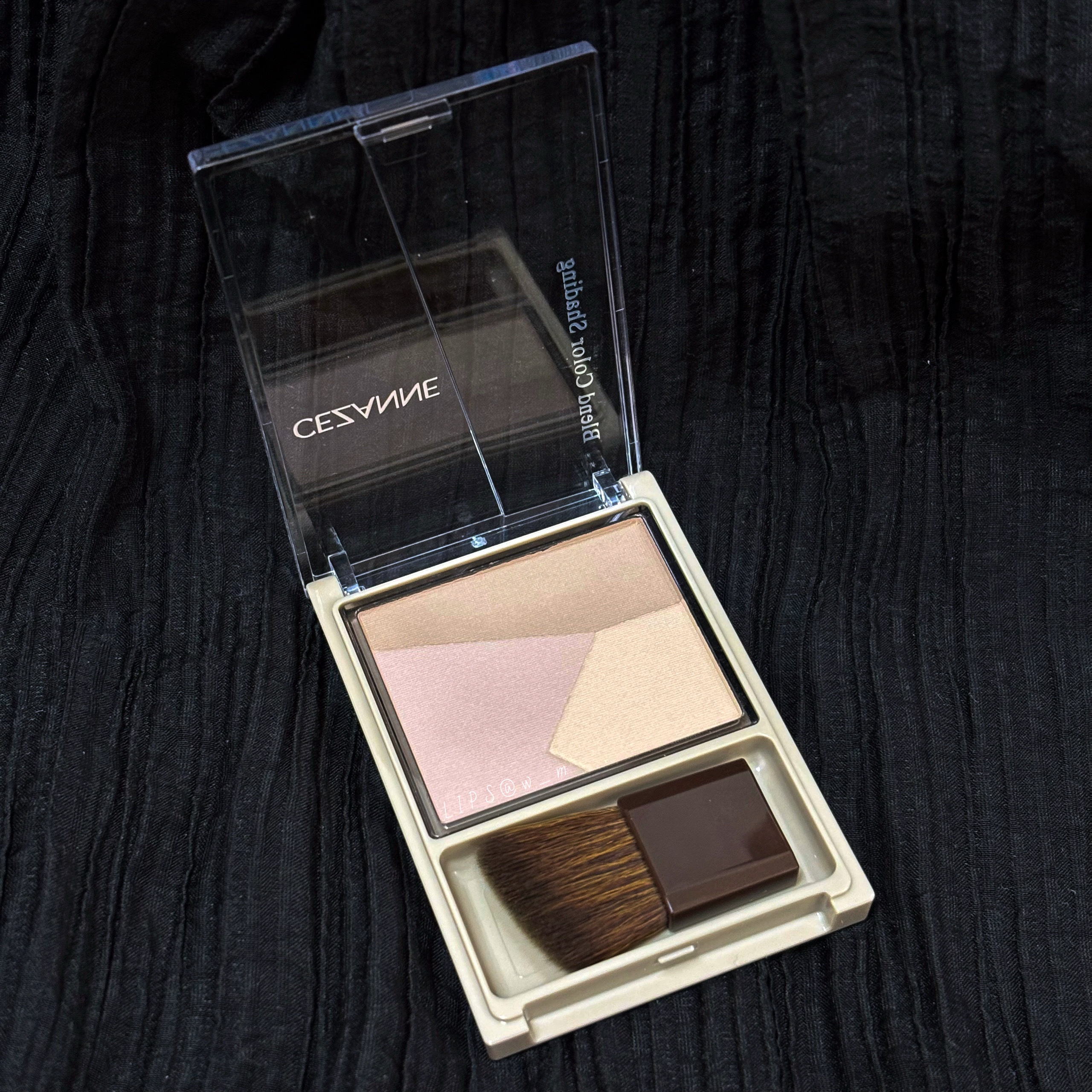 ブレンドカラーシェーディング/CEZANNE/シェーディングを使ったクチコミ（1枚目）