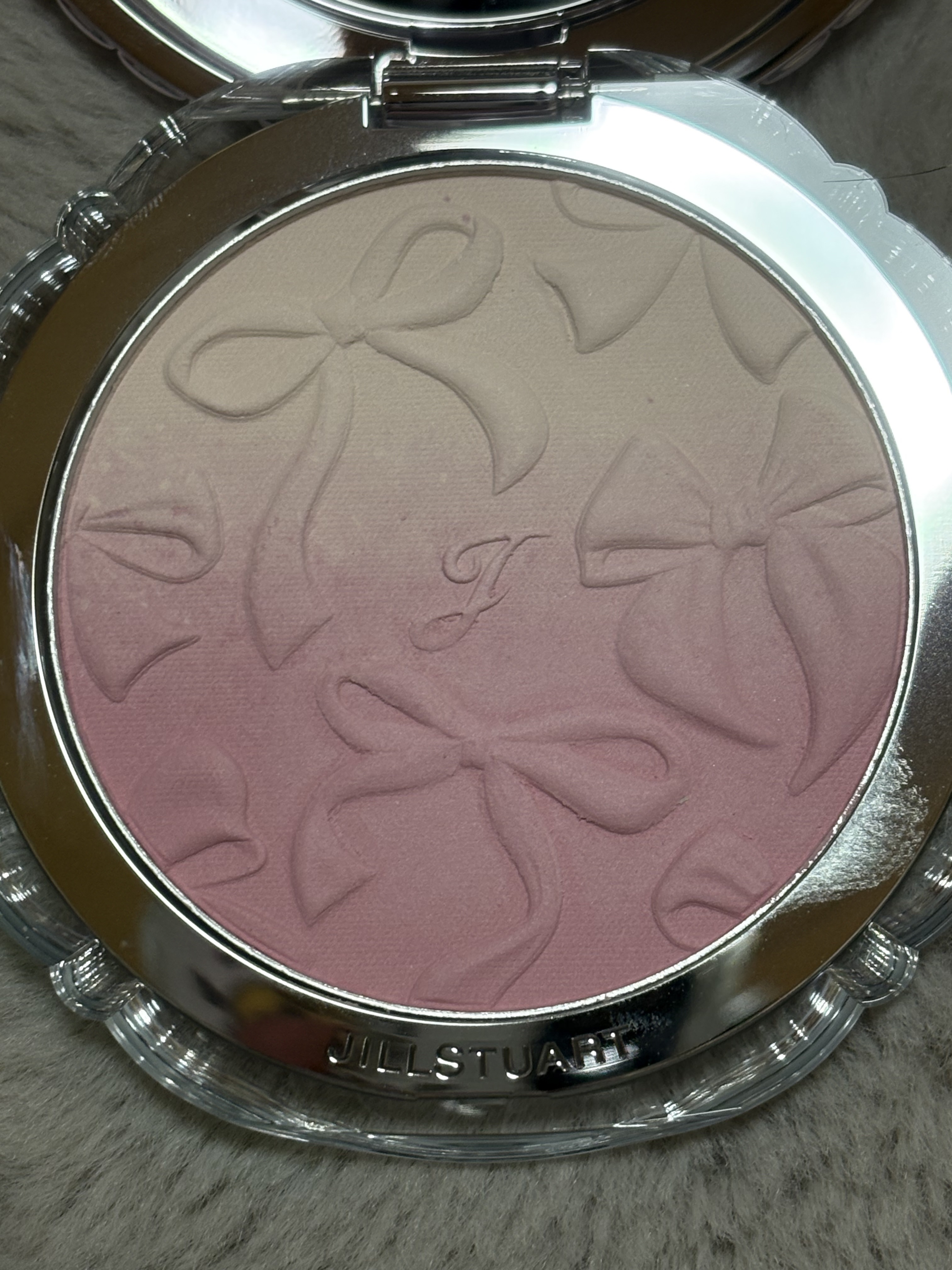 ジルスチュアート　パステルペタル ブラッシュ/JILL STUART/パウダーチークを使ったクチコミ（2枚目）