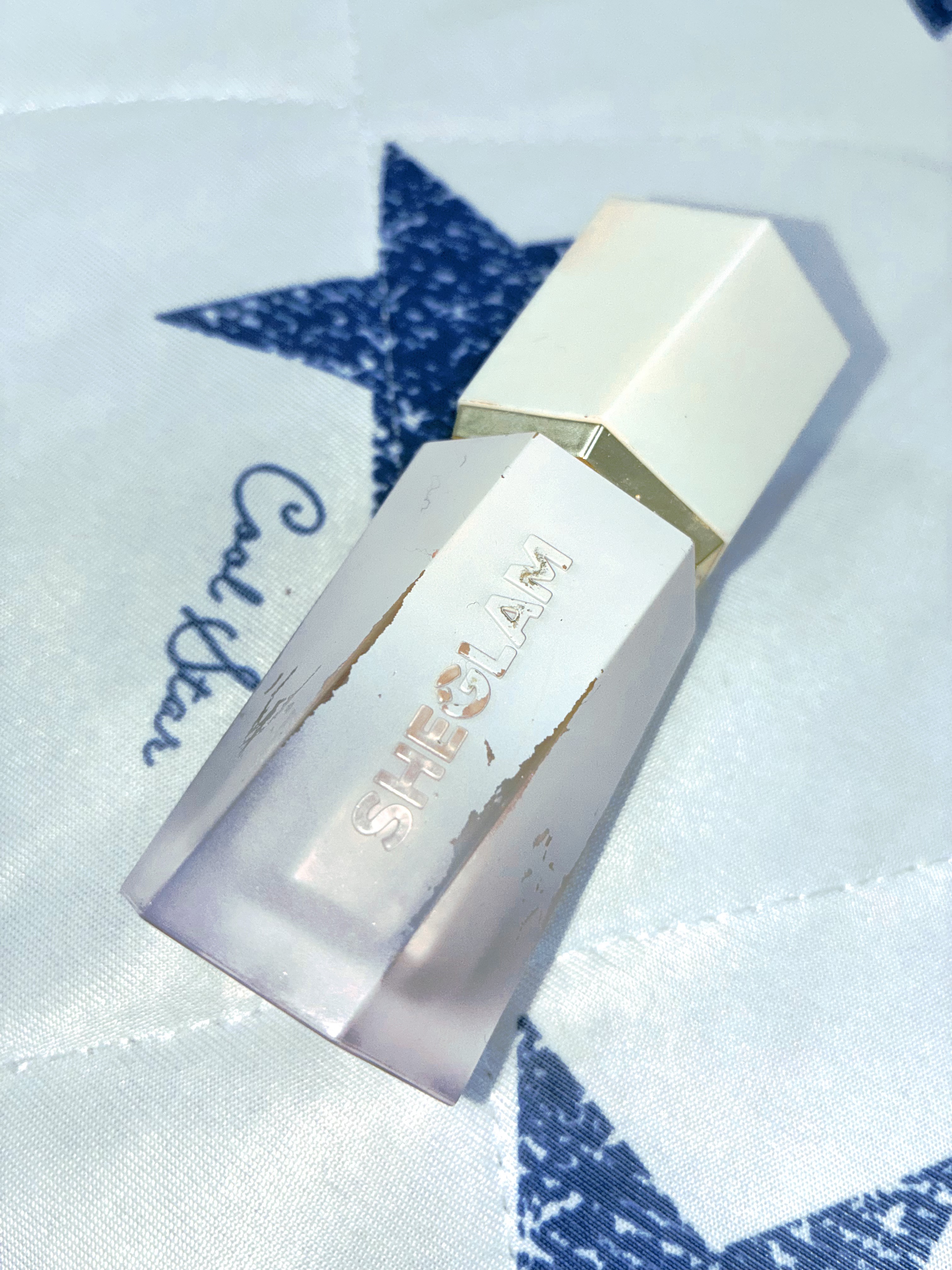 グロウブルーム リキッドハイライター バニラフロスト(Vanilla Frost)/SHEGLAM/リキッドハイライトを使ったクチコミ（1枚目）