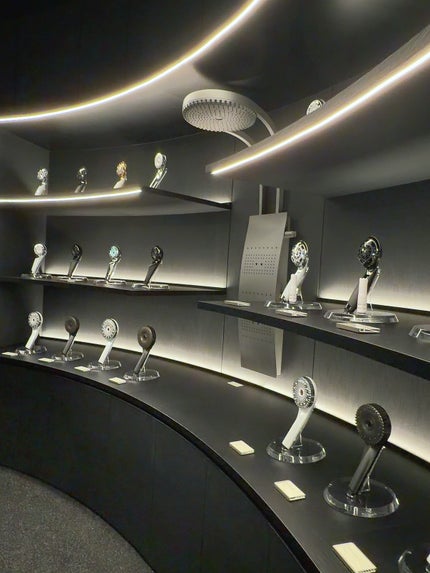 ノルン on LIPS 「Refa銀座に行って来たよ❤︎限定品がものすごくてもー涙目🥹あ..」(10枚目)