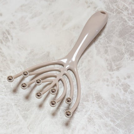 ir_uuy on LIPS 「とろける頭皮スパブラシお試しさせていただきました💕現役の美容師..」(2枚目)