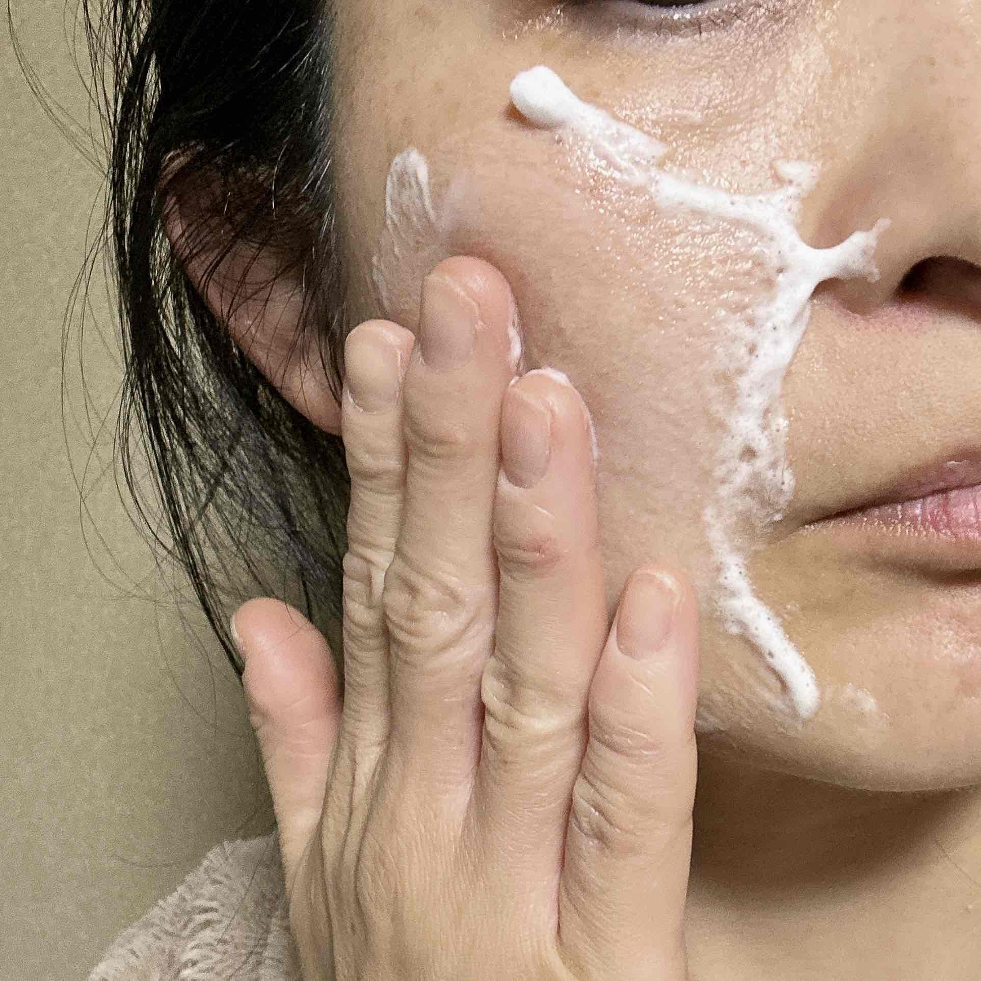 エアバブルCDSマスクU  V-アクアボム/GASH/洗い流すパック・マスクを使ったクチコミ（3枚目）