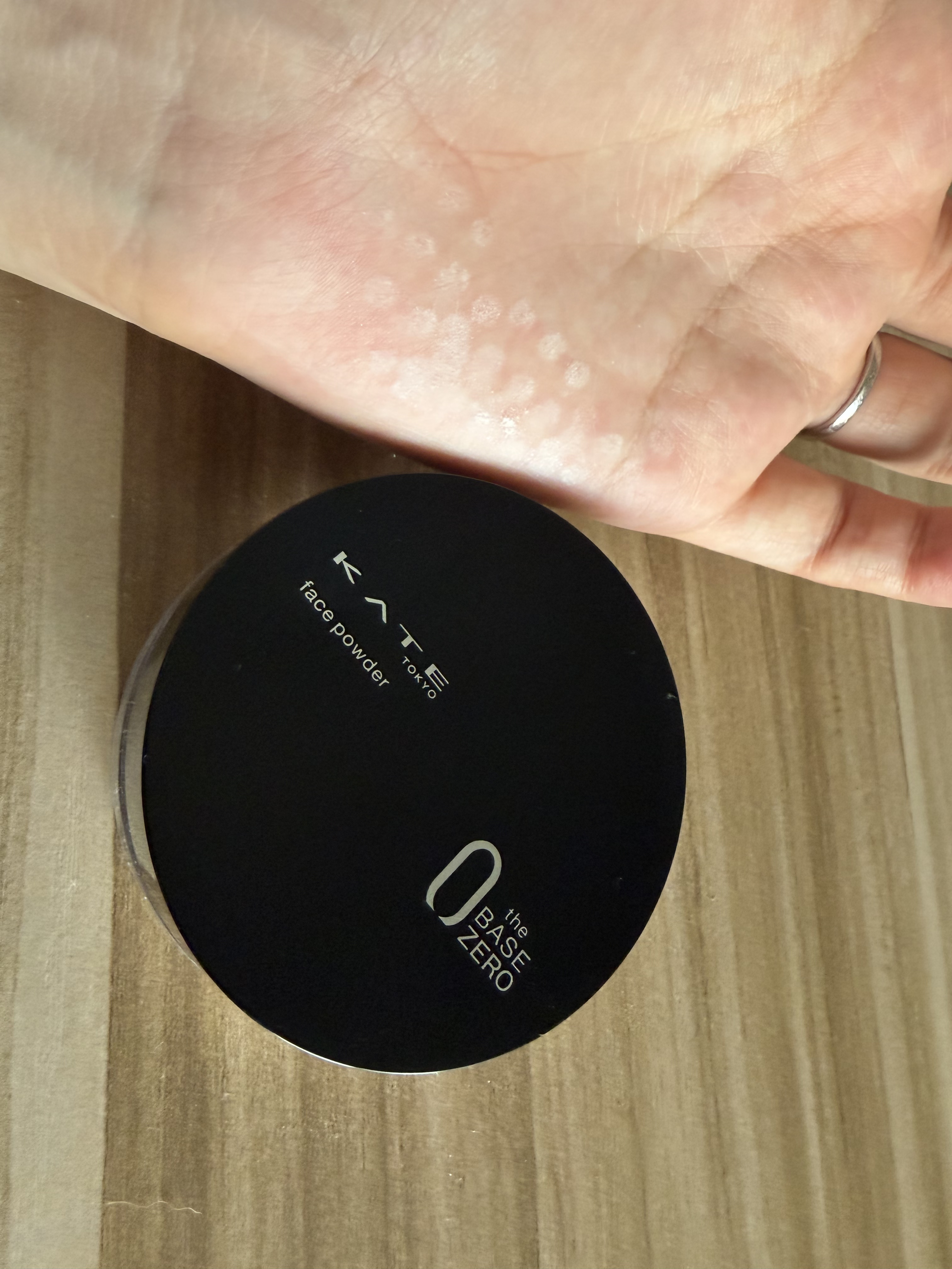 ケイト フェイスパウダーZ(オイルブロック) | 6g KATE | LIPS SHOPPING