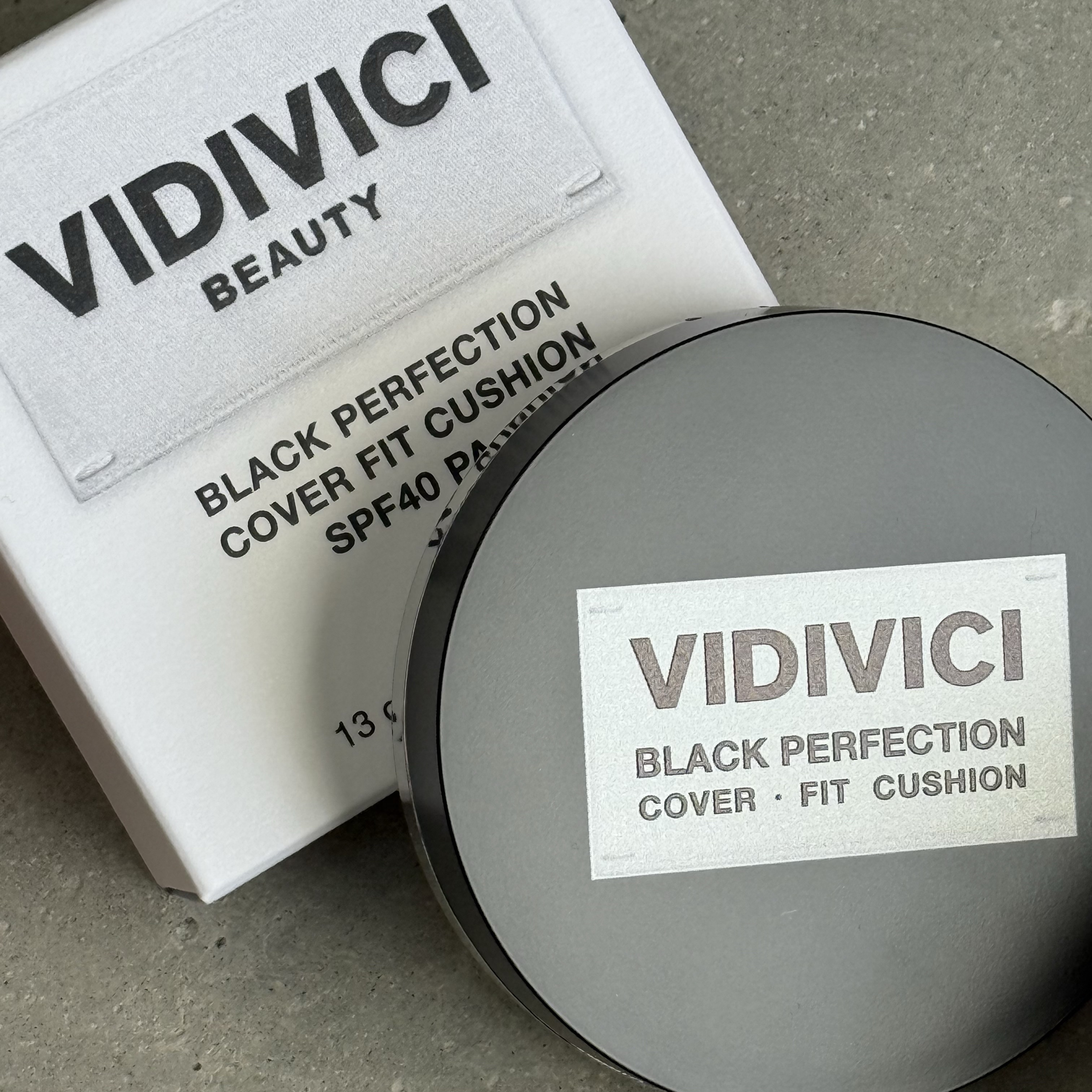 ブラックパーフェクション カバーフィットクッション/VIDIVICI/クッションファンデーションを使ったクチコミ（3枚目）